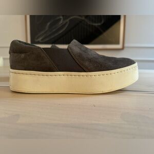 Vince Warren platform sneakers in grey suede